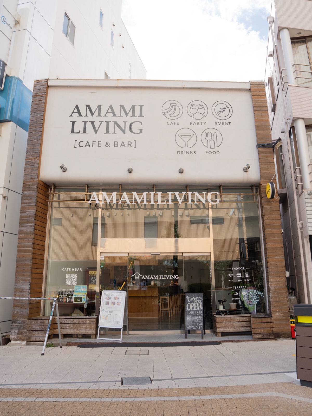 AMAMILIVINGの外観